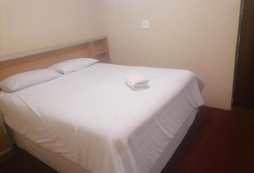 ペンション Tushiya Guest Lodge Witbank