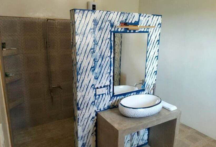 استراحتگاه The Gabayan Riviera