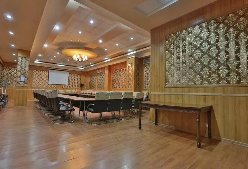 هتل Asia Grand