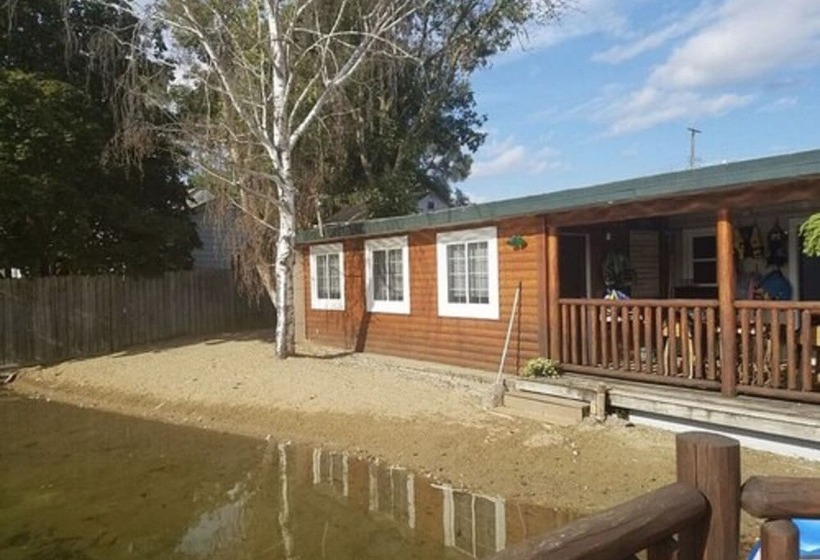 Отель Olde Mill Inn Of Clarkston