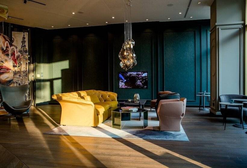 Motel One Graz