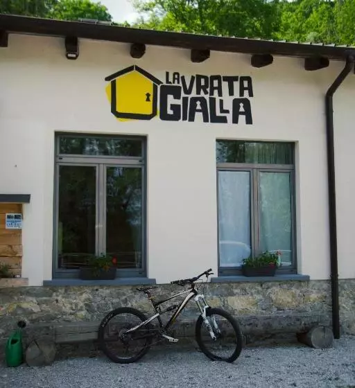 ペンション La Vrata Gialla