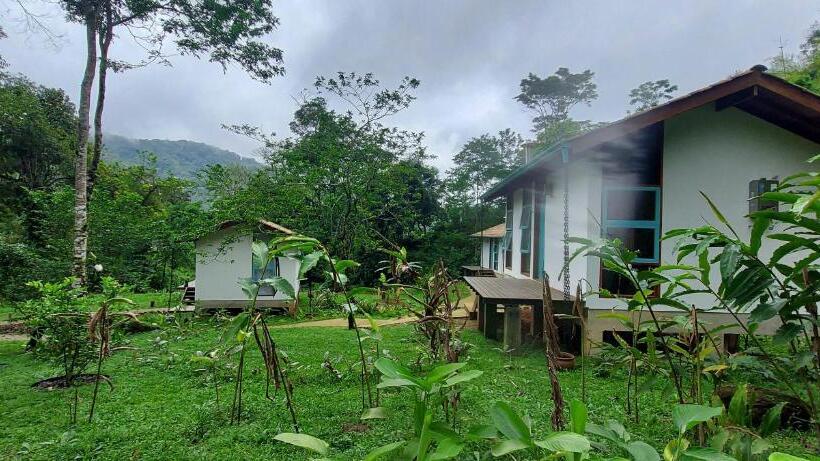 پانسیون Paiol Eco Suites