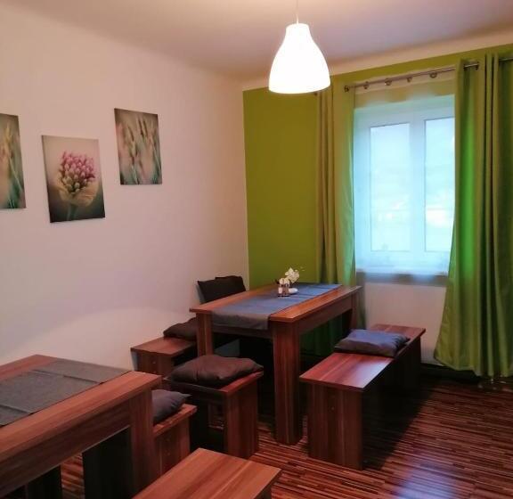 צימר Gästehaus Ruinenblick