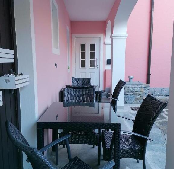 צימר Gästehaus Ruinenblick