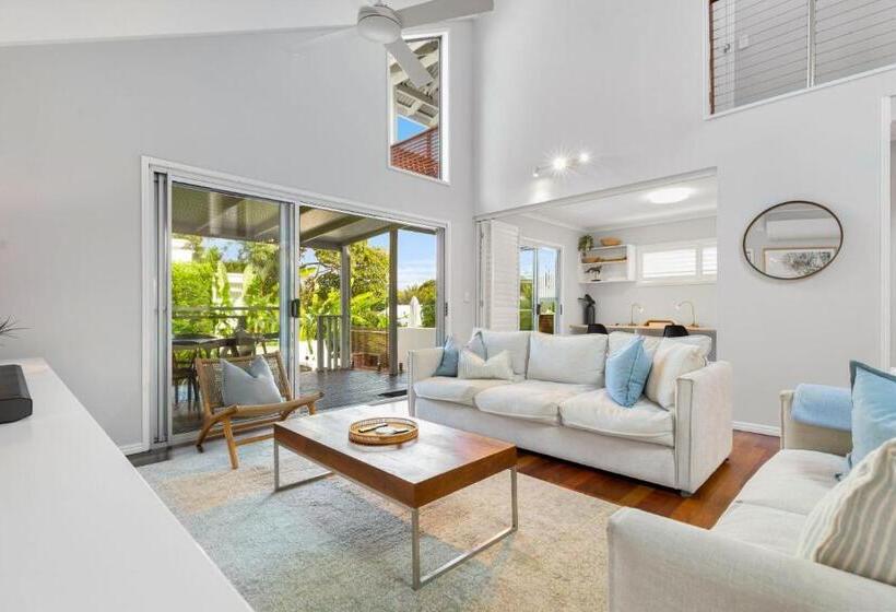 Dwyer St Great Family Beach House