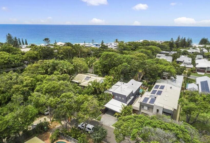 Dwyer St Great Family Beach House