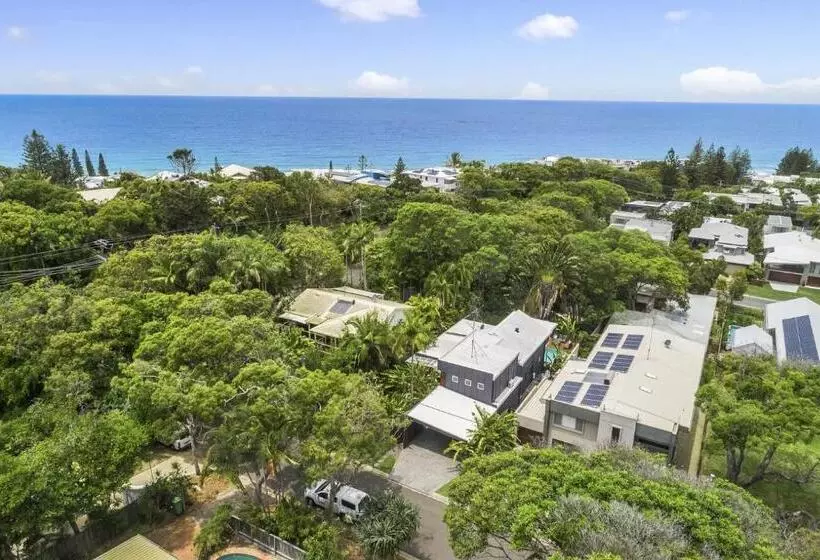 Dwyer St Great Family Beach House