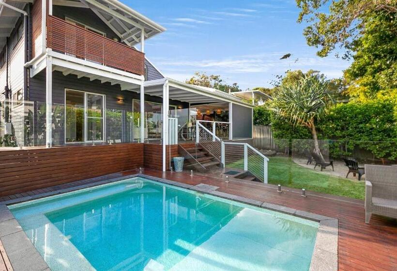 Dwyer St Great Family Beach House