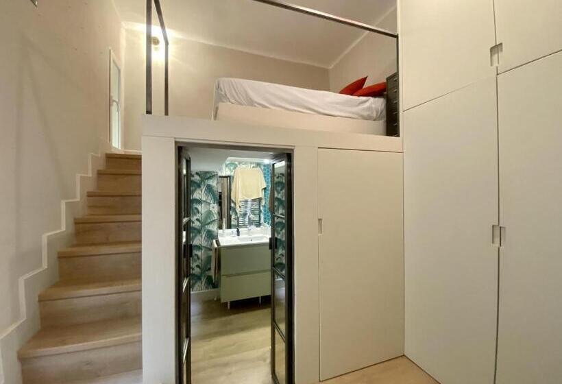 For You Rentals Apartment With Beautiful Private Terrace In The Center Of Madrid Car19