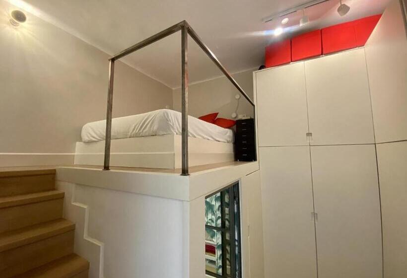 For You Rentals Apartment With Beautiful Private Terrace In The Center Of Madrid Car19