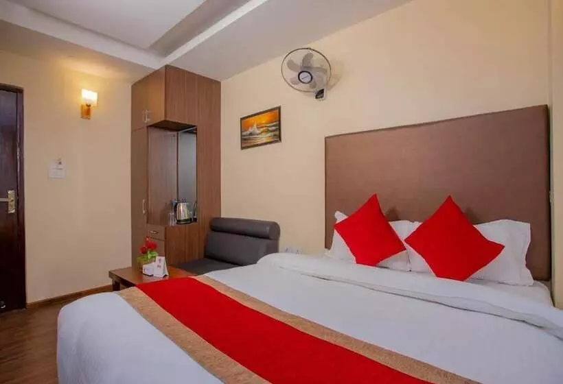 ホテル Airport Deepshree