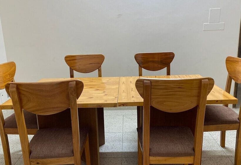 هتل Crown Palace Residence