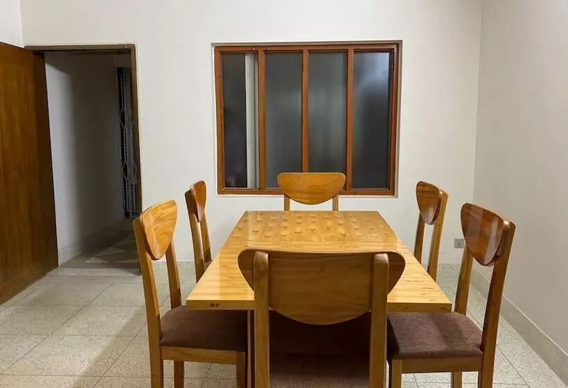 هتل Crown Palace Residence