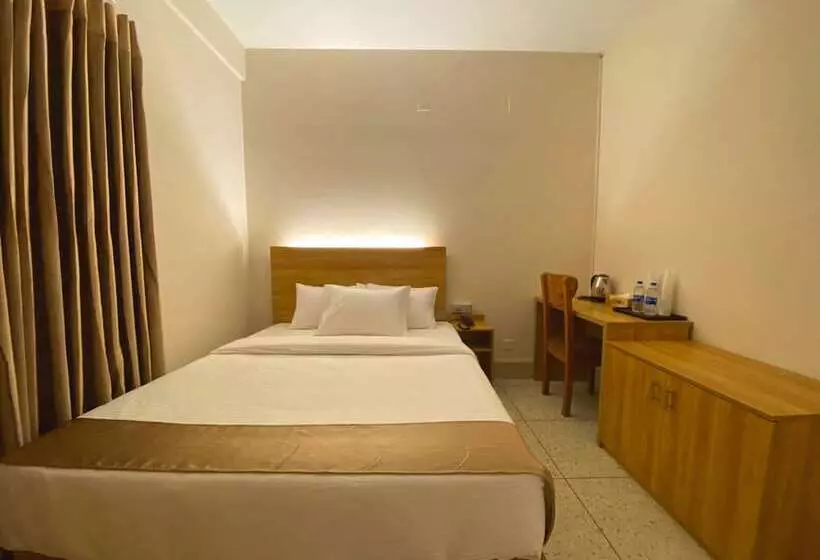 هتل Crown Palace Residence