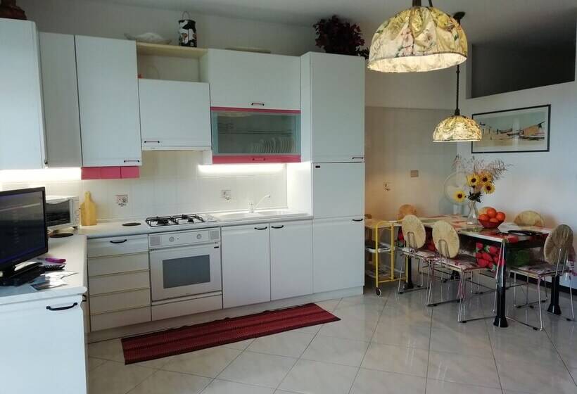 Two Rooms 30 Meters From The Sea Near Etna And Taormina And Catania