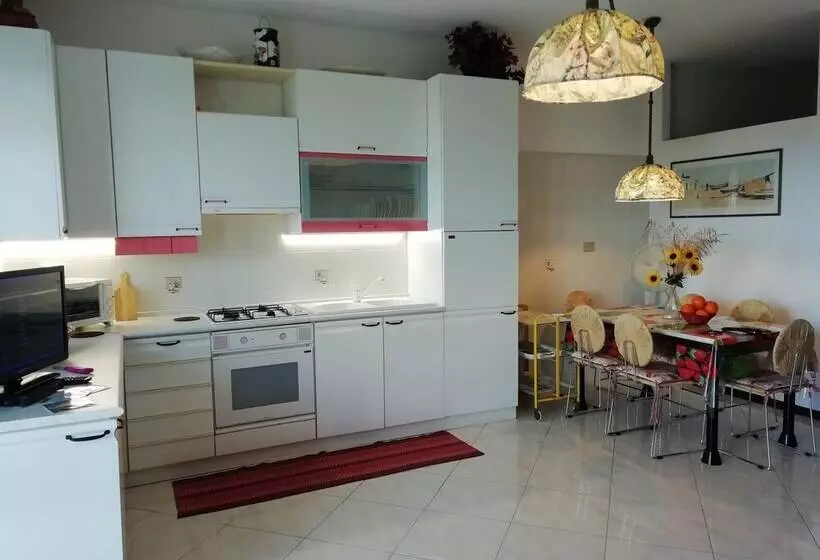 Two Rooms 30 Meters From The Sea Near Etna And Taormina And Catania