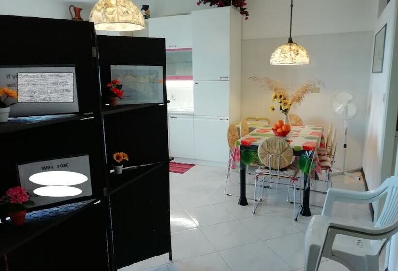 Two Rooms 30 Meters From The Sea Near Etna And Taormina And Catania