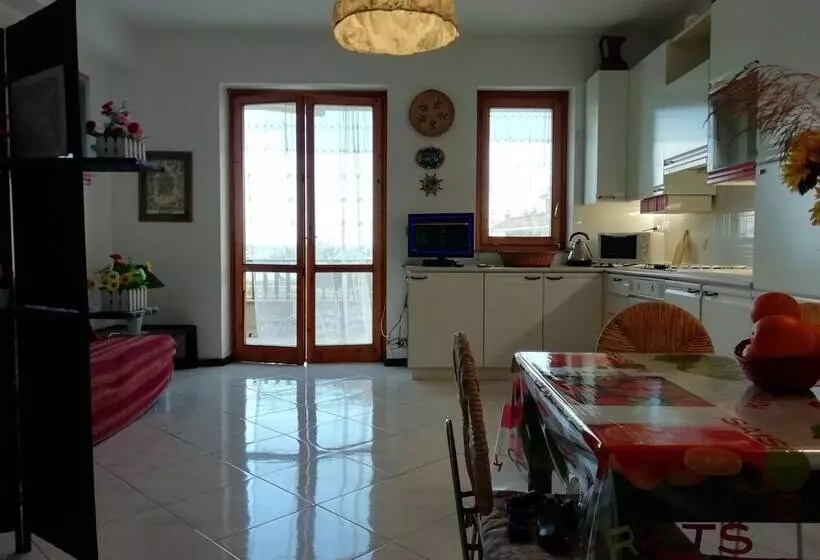 Two Rooms 30 Meters From The Sea Near Etna And Taormina And Catania