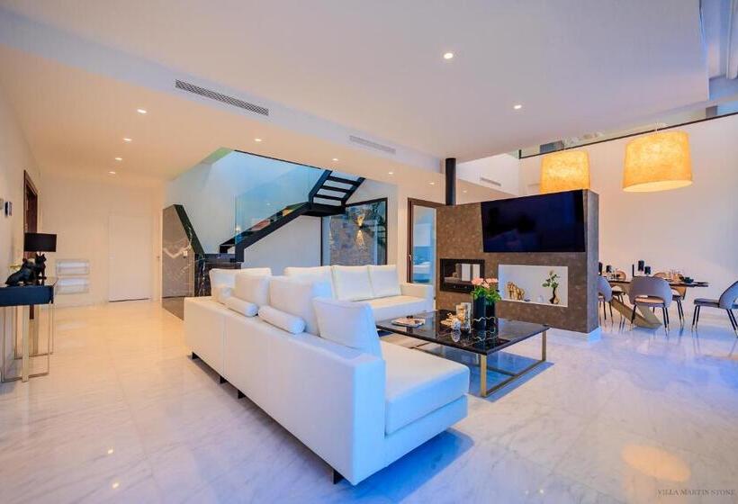 Villa Martin Stone Las Colinas Golf Country