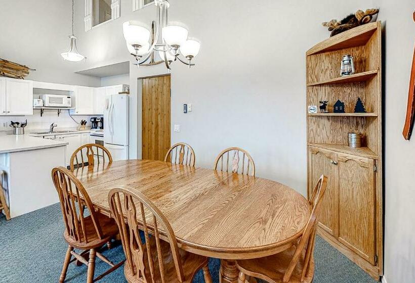 فندق Chateau On The Ridge 410