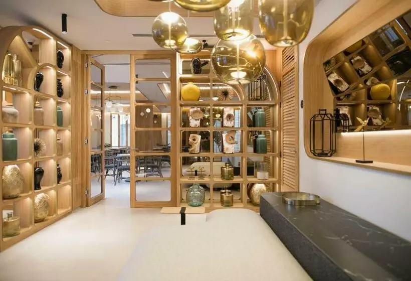 Hotelli Myr Puerta Serranos