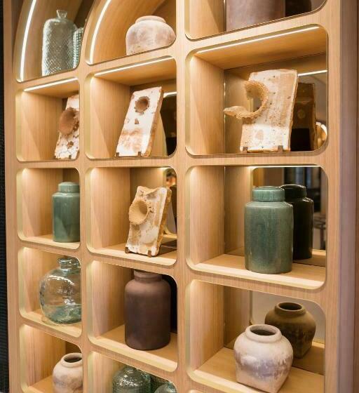 فندق Myr Puerta Serranos