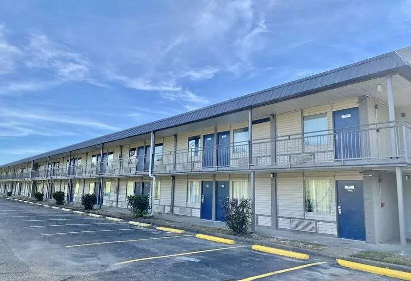 Motel 6 Forrest City Ar
