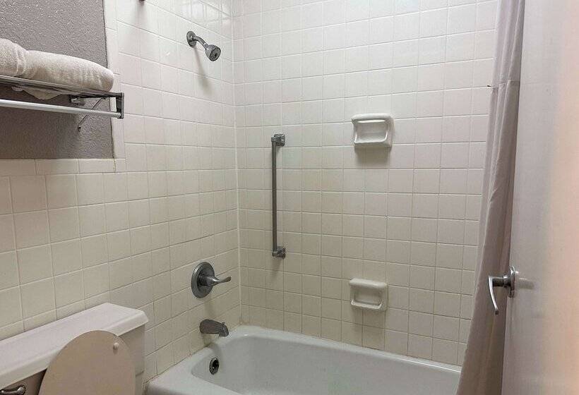 Motel 6 Forrest City Ar