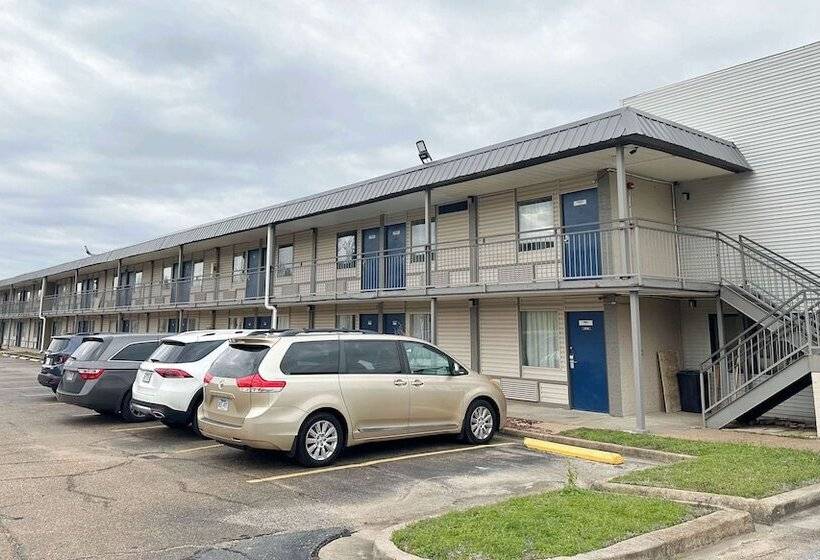 Motel 6 Forrest City Ar