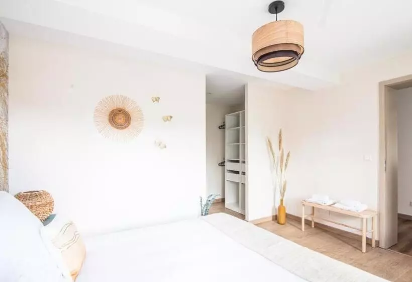 Maison   L Outsider   Forêt