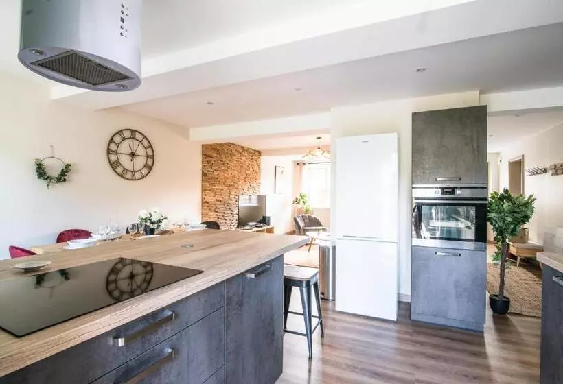 Maison   L Outsider   Forêt