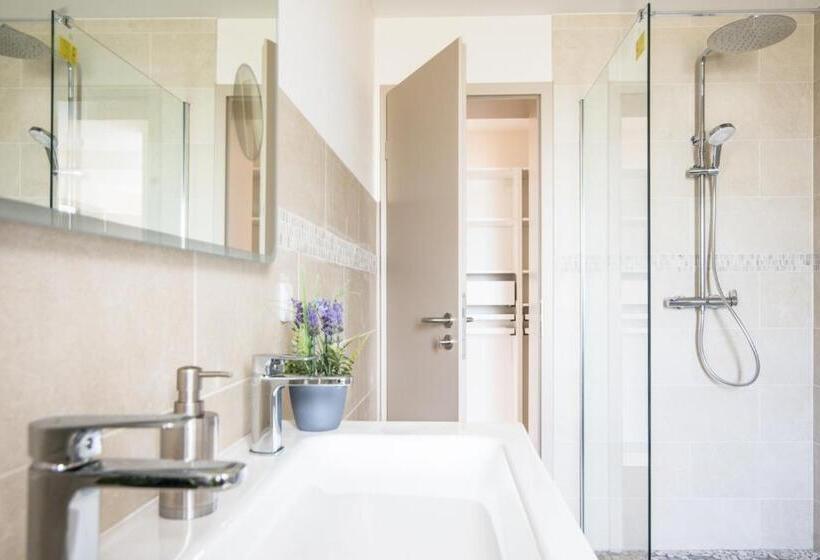 Maison   L Outsider   Forêt