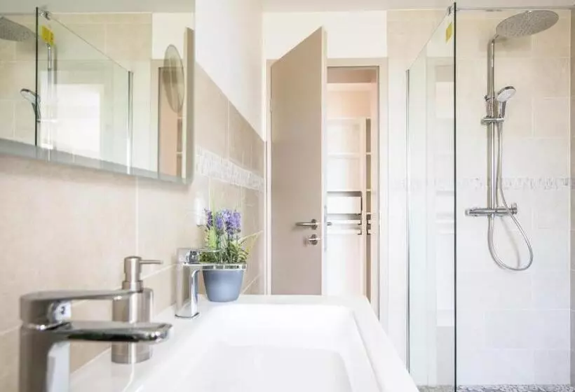 Maison   L Outsider   Forêt