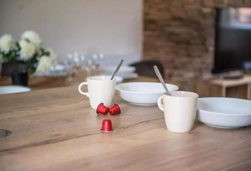 Maison   L Outsider   Forêt