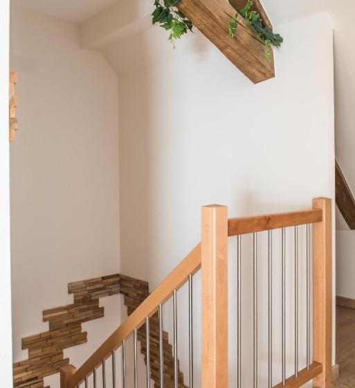 Maison   L Outsider   Forêt