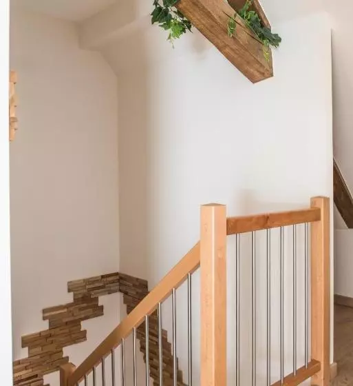 Maison   L Outsider   Forêt