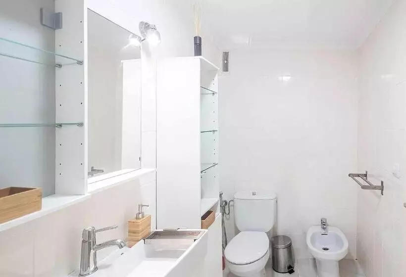 Le Family Palms My Home