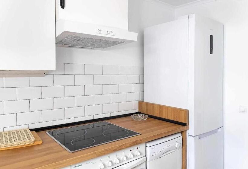 Le Family Palms My Home