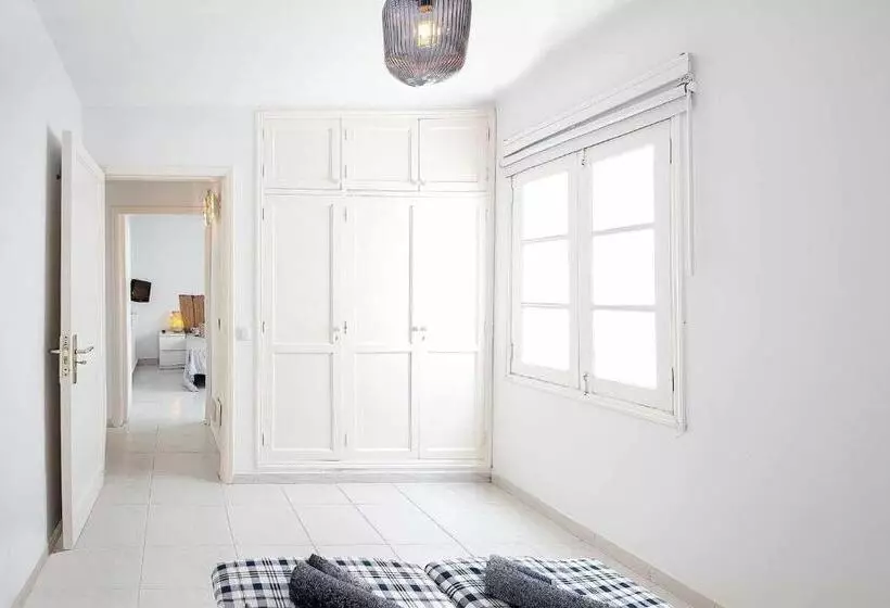 Le Family Palms My Home