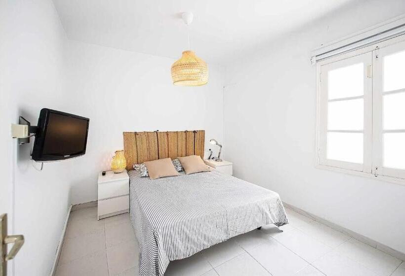 Le Family Palms My Home