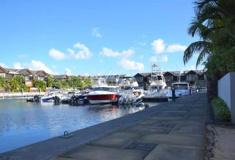 Luxury Waterfront Apartment