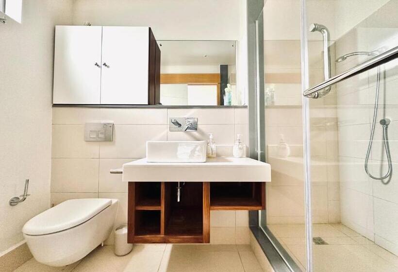 Luxury Waterfront Apartment