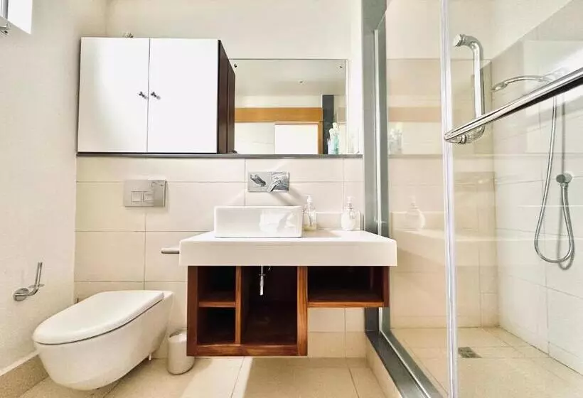 Luxury Waterfront Apartment
