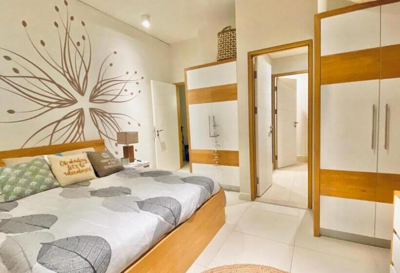 Luxury Waterfront Apartment