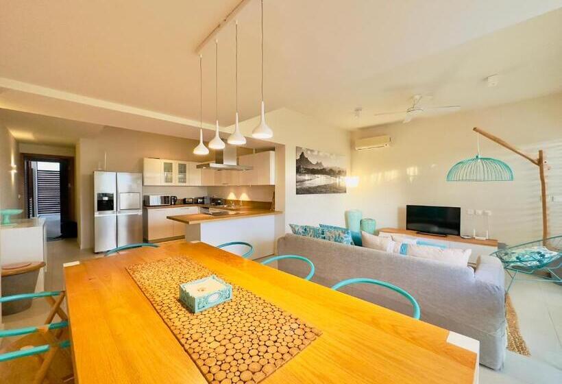 Luxury Waterfront Apartment