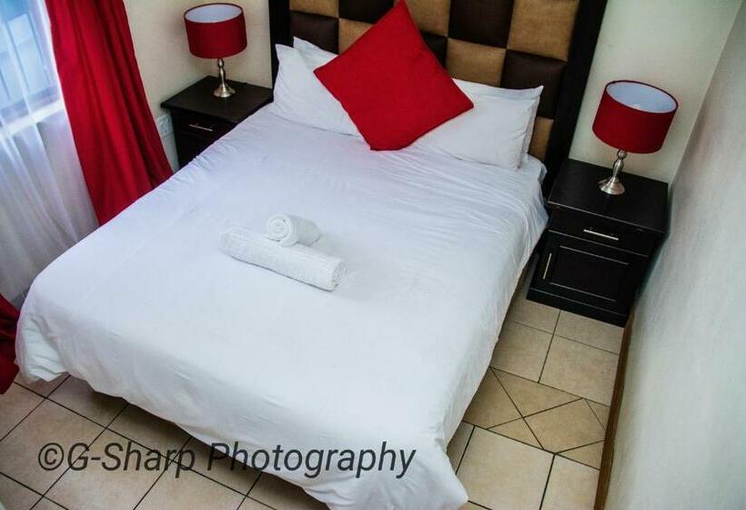 پانسیون @431 Rupert Street