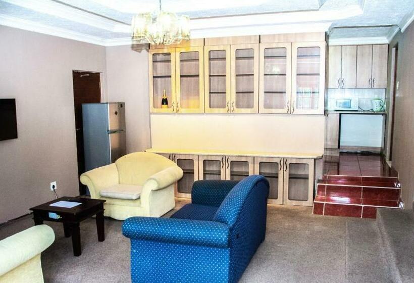 پانسیون @431 Rupert Street