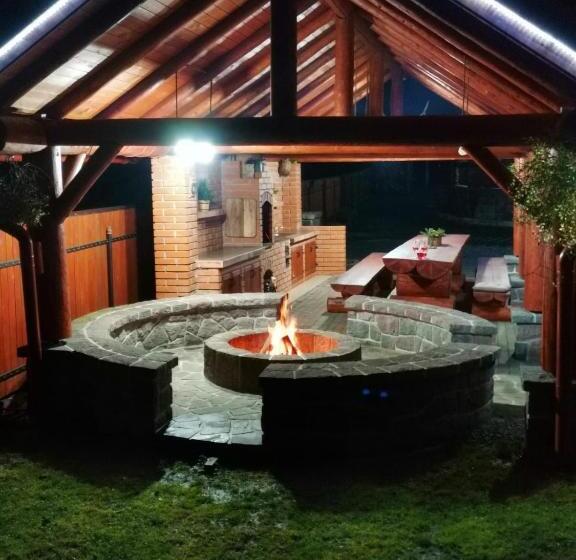 بنسيون Dió Vendégház