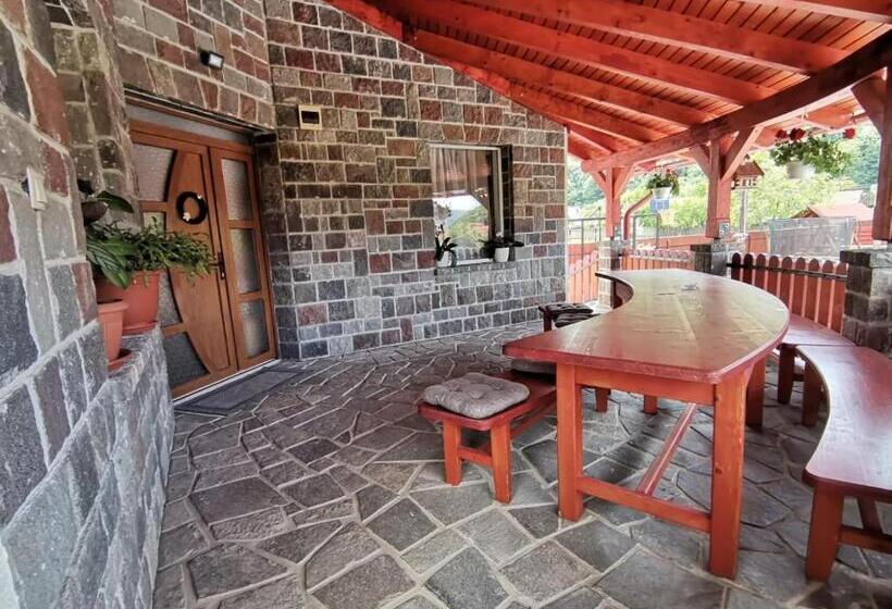 بنسيون Dió Vendégház